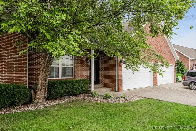 $1,895 | 2910 River Heritage Trail, Jeffersonville, IN 47130