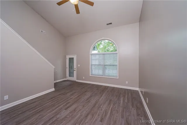 $1,895 | 2910 River Heritage Trail, Jeffersonville, IN 47130