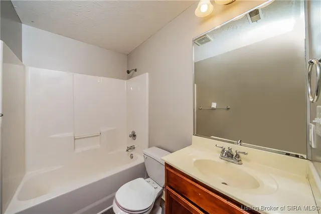 $1,895 | 2910 River Heritage Trail, Jeffersonville, IN 47130