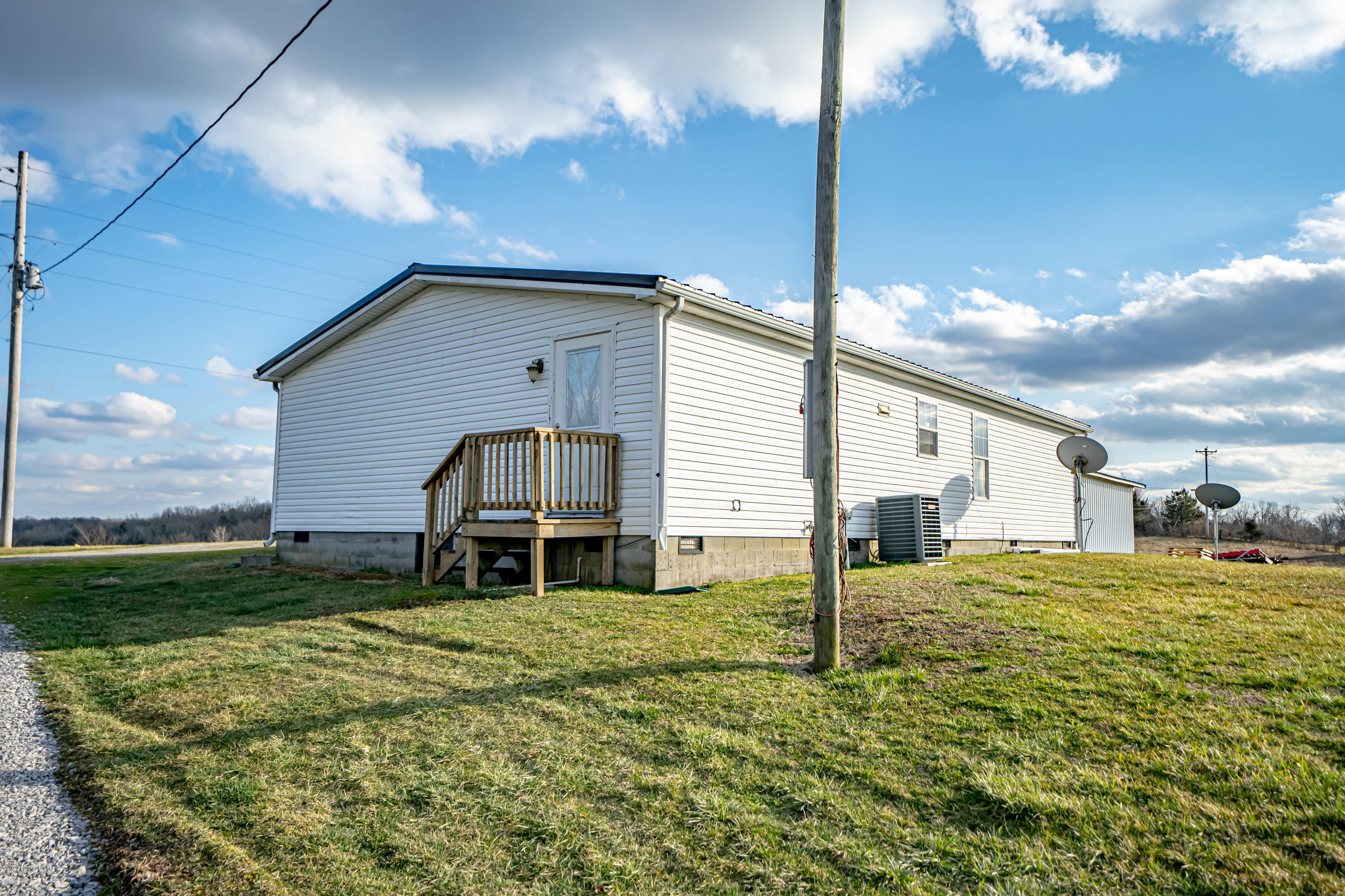 1120 Kays Road Lawrenceburg, KY 40342 - Photo 54 of 55 DSC04703