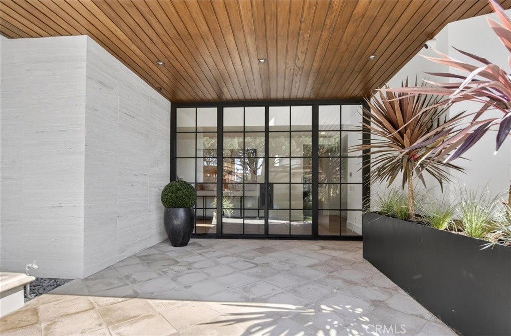 34 Smithcliffs Road Laguna Beach, CA 92651 - Photo 5 of 59