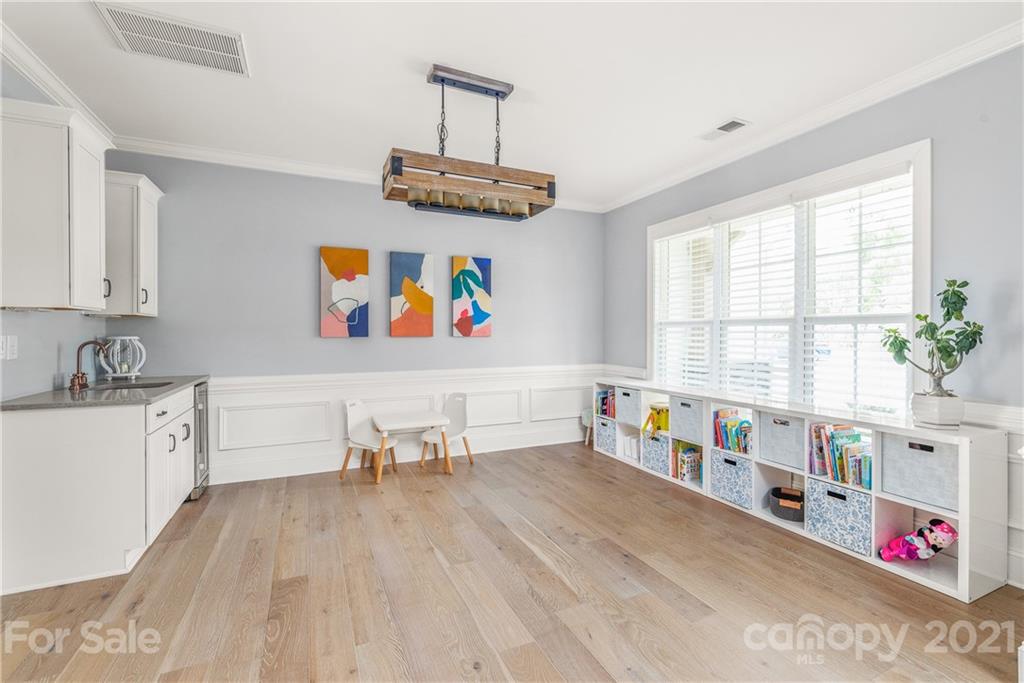 2701 Walker Road Matthews, NC 28105 - Photo 11 of 32 a very nice looking room with a large window