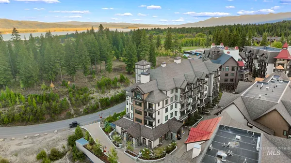 $1,399,000 | 720 Village Drive, Unit 301, Donnelly, ID 83615