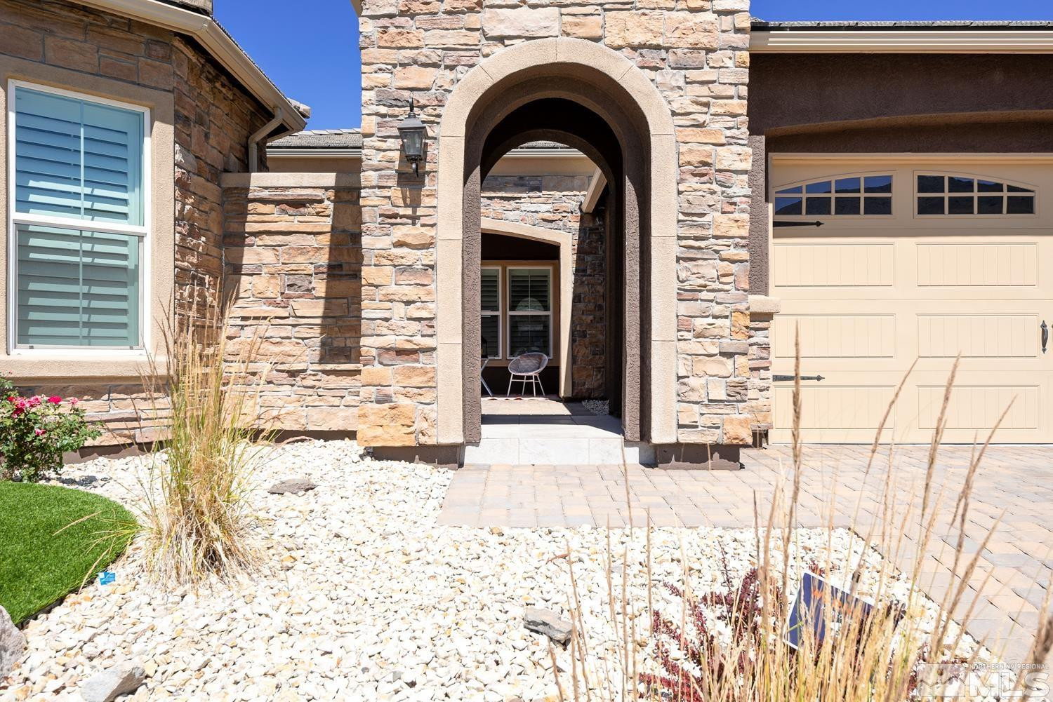 9945 Amienda Way Reno, NV 89521 - Photo 3 of 32 Photo 3