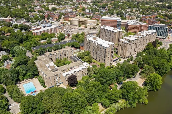 $3,200 | 77 Pond Avenue, Unit 808, Brookline, MA 02445