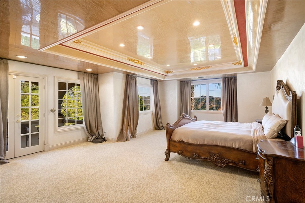 3331 Oakmont View Drive Glendale, CA 91208 - Photo 24 of 50 a bed room with a bed and window