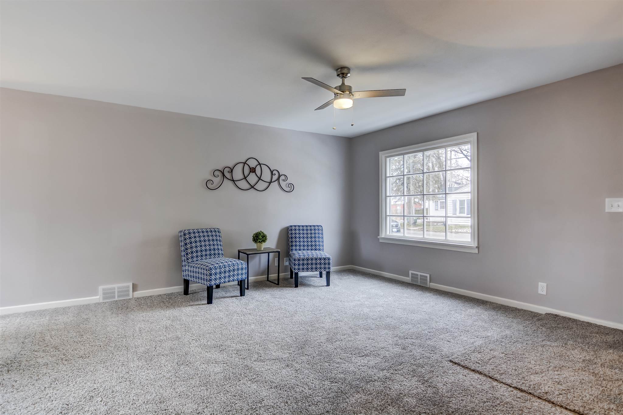 2201 South 1st Street Springfield, IL 62704 - Photo 4 of 25