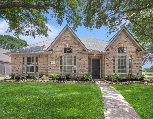 $394,000 | 7643 Rainbow Bend Drive, Pasadena, TX 77505