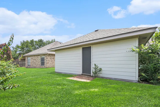 $394,000 | 7643 Rainbow Bend Drive, Pasadena, TX 77505