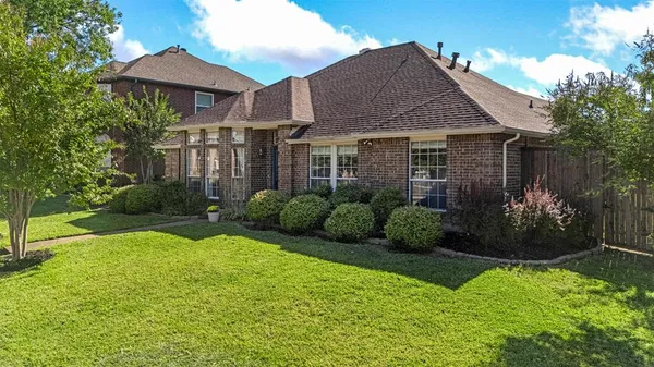 $2,800 | 1500 Mission Ridge Trail, Carrollton, TX 75007