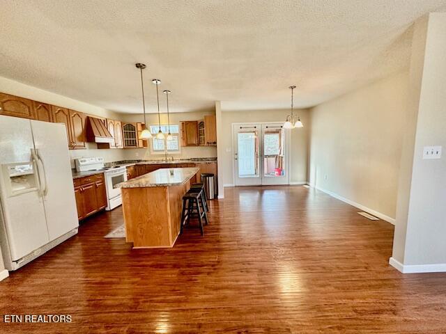 513 Highpoint Road Rose Hill, VA 24281 - Photo 22 of 39 kitchen & dining rooms
