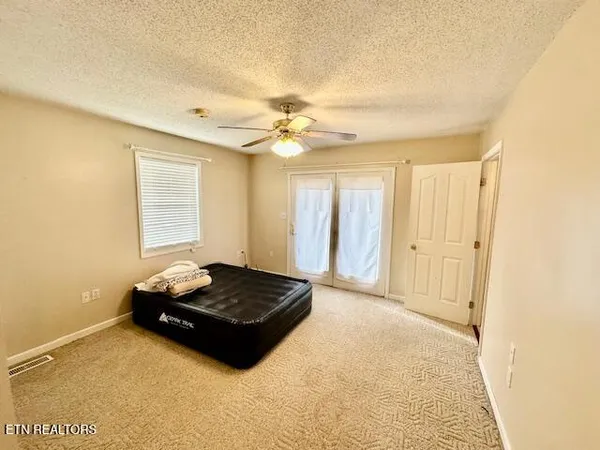 $214,900 | 513 Highpoint Road, Rose Hill, VA 24281