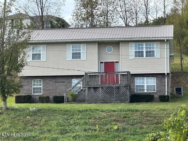 $214,900 | 513 Highpoint Road, Rose Hill, VA 24281