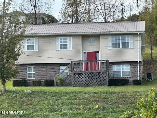 $225,000 | 513 Highpoint Road, Rose Hill, VA 24281