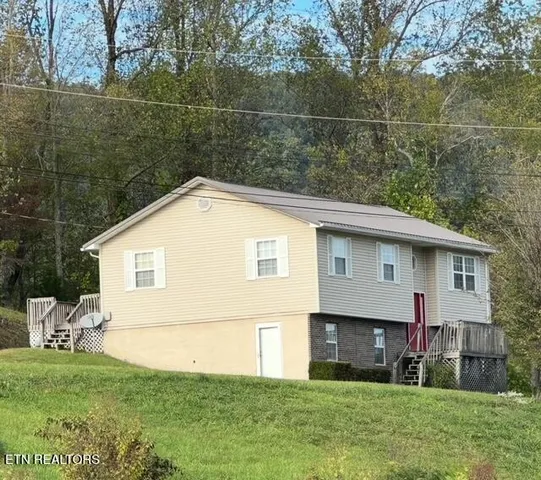 $225,000 | 513 Highpoint Road, Rose Hill, VA 24281
