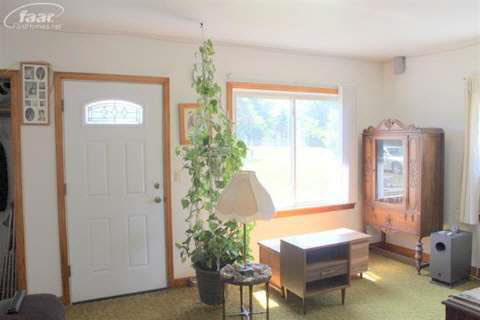 2389 Reid Road Grand Blanc, MI 48439 - Photo 13 of 16 20368822-12.JPG