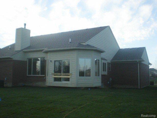 22398 Brantingham Road Macomb, MI 48044 - Photo 5 of 33 4 Rear.jpg