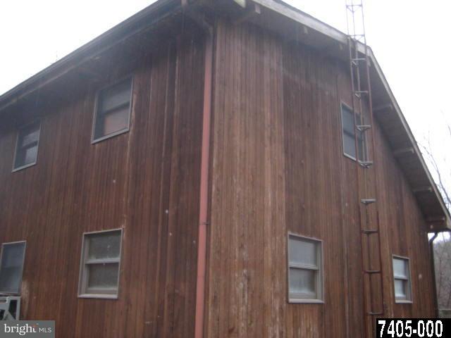 115 Hake Road Dover, PA 17315 - Photo 5 of 11