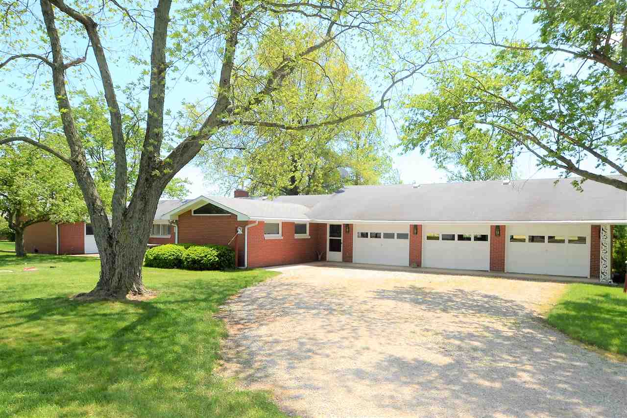 5010 East Riggin Road Muncie, IN 47303 - Photo 1 of 36
