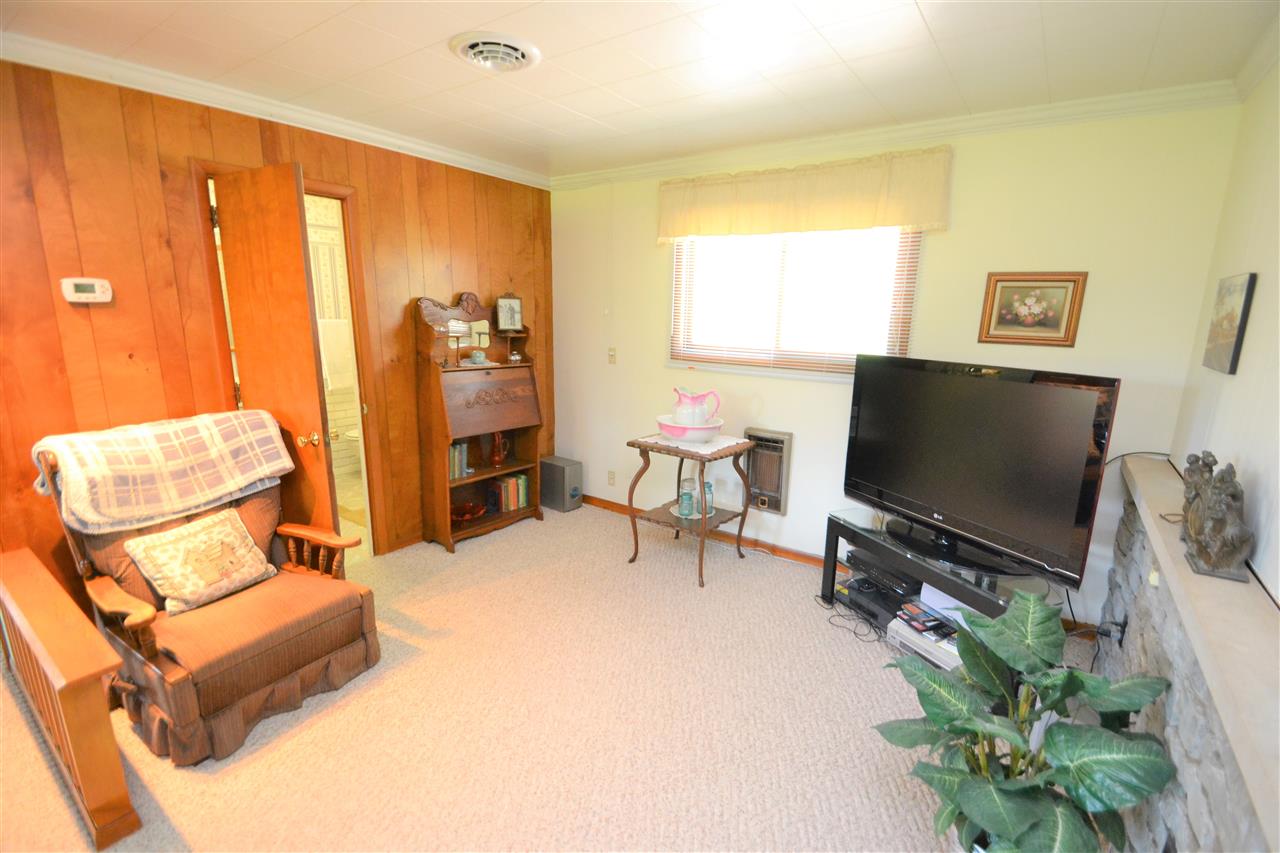 5010 East Riggin Road Muncie, IN 47303 - Photo 13 of 36