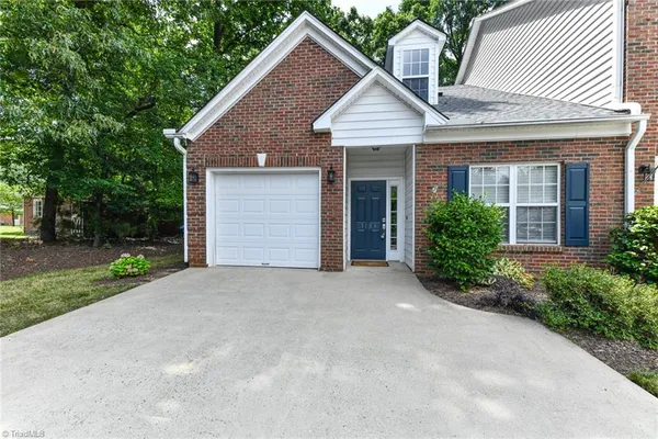 $2,000 | 3100 Sedgefield Gate Road, Greensboro, NC 27407