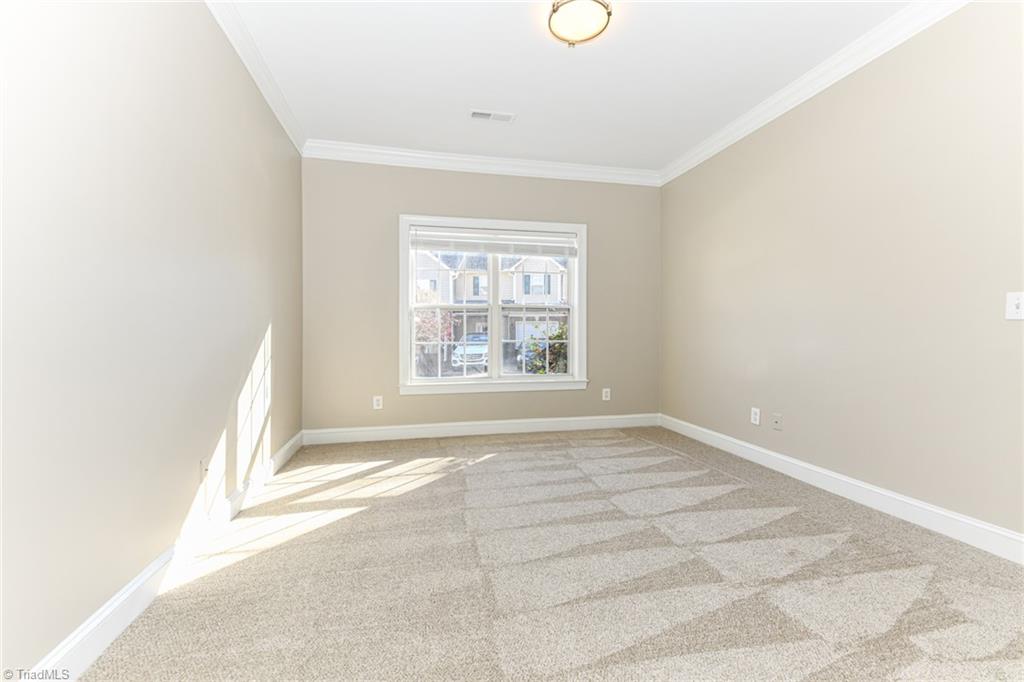 3100 Sedgefield Gate Road Greensboro, NC 27407 - Photo 11 of 31