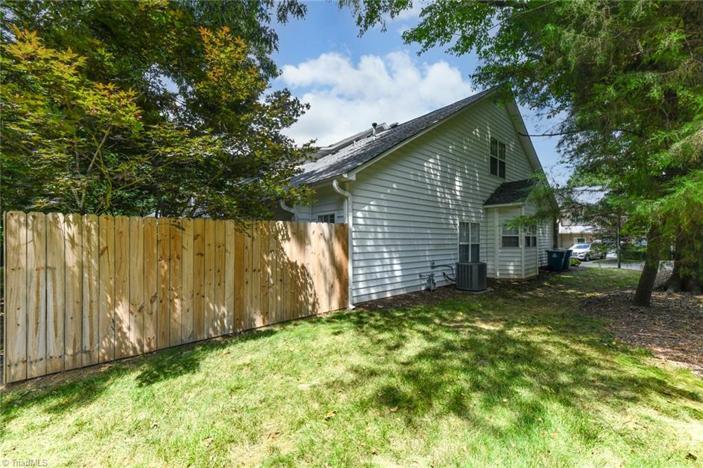 3100 Sedgefield Gate Road Greensboro, NC 27407 - Photo 29 of 31