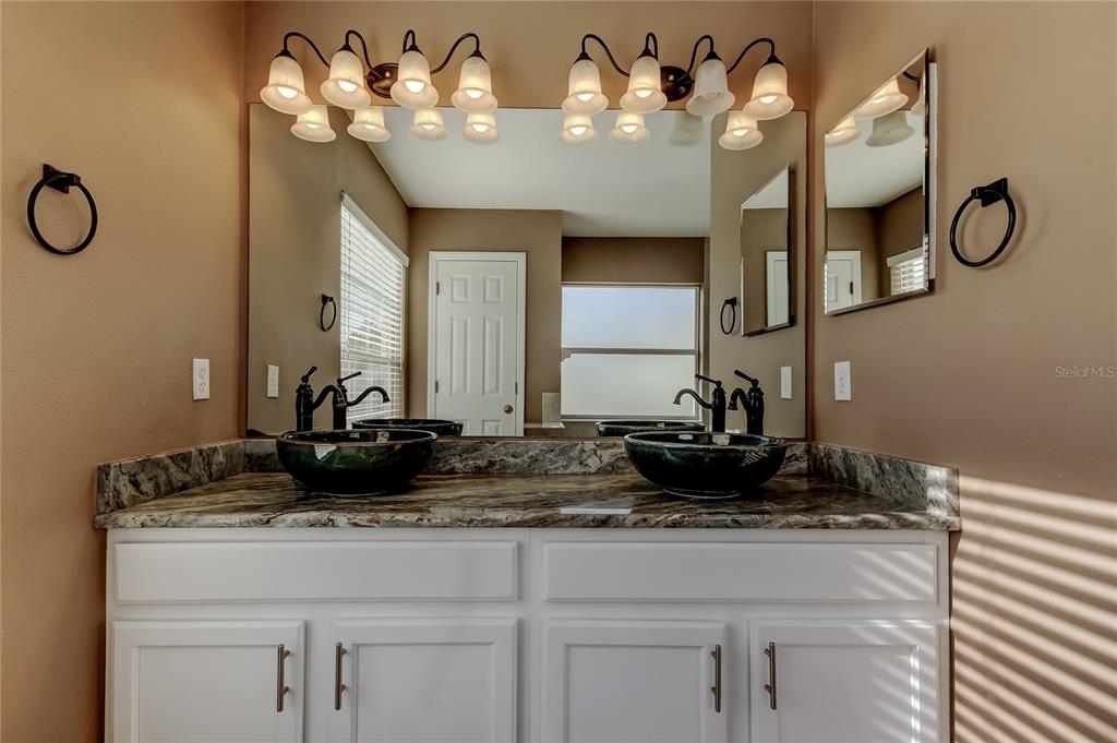6019 Cape Loop Land O' Lakes, FL 34639 - Photo 25 of 67