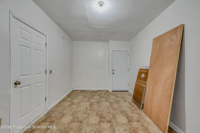 $1,325 | 601 Dean Street, Scranton, PA 18509