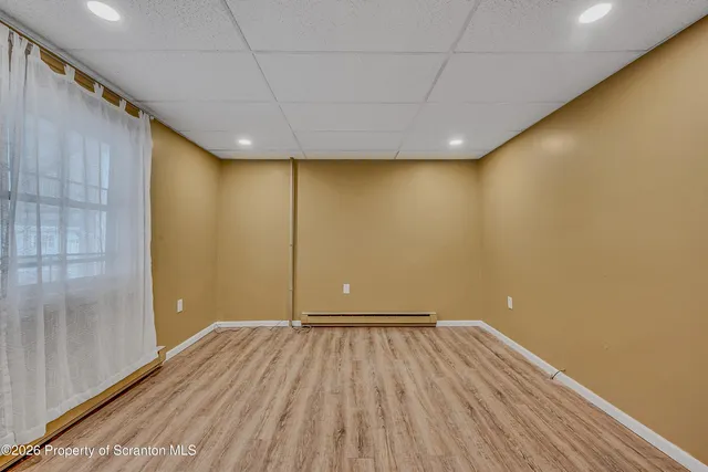 $1,325 | 601 Dean Street, Scranton, PA 18509