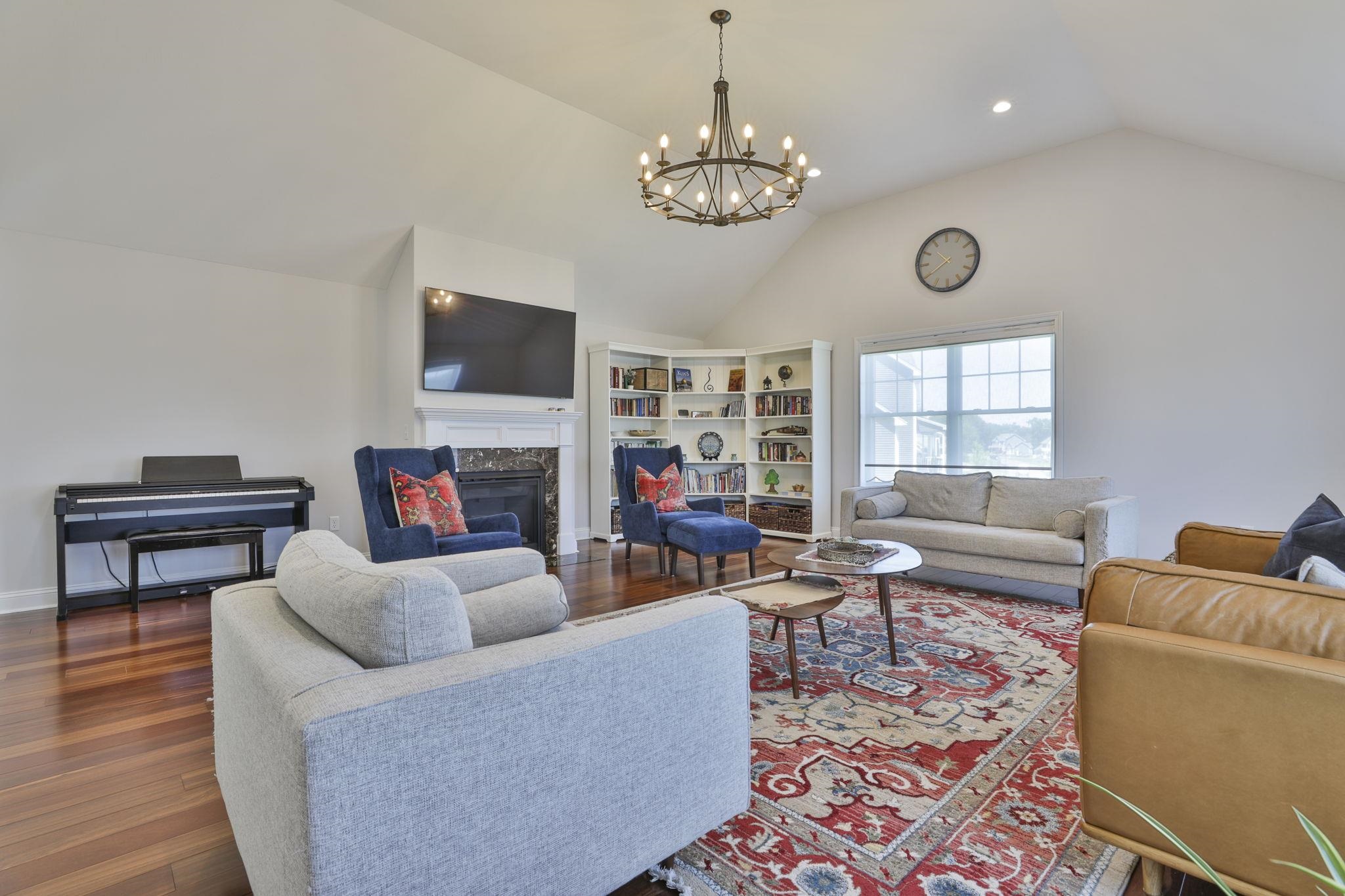 38 Marigold Way Hooksett, NH 03106 - Photo 20 of 49