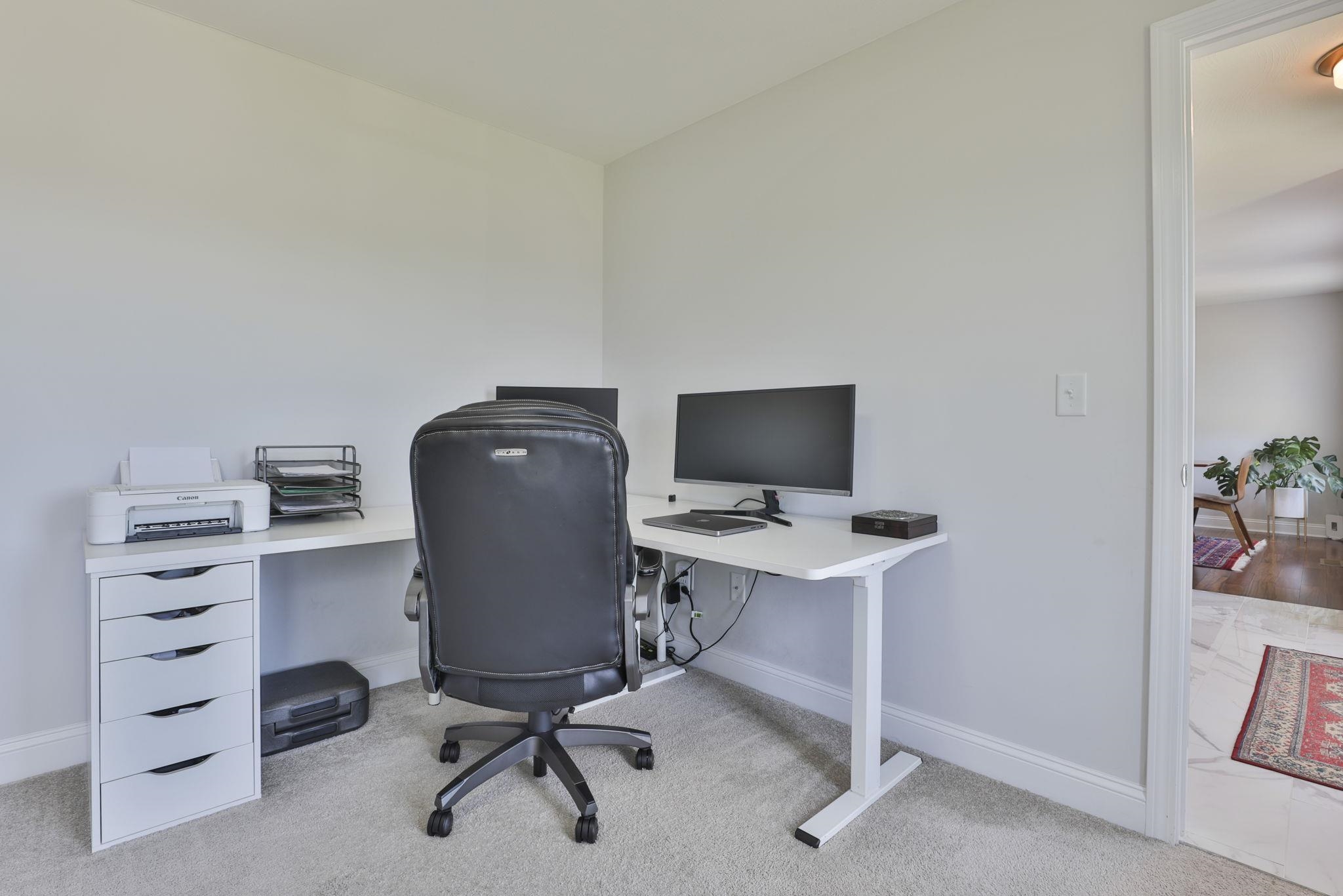 38 Marigold Way Hooksett, NH 03106 - Photo 30 of 49