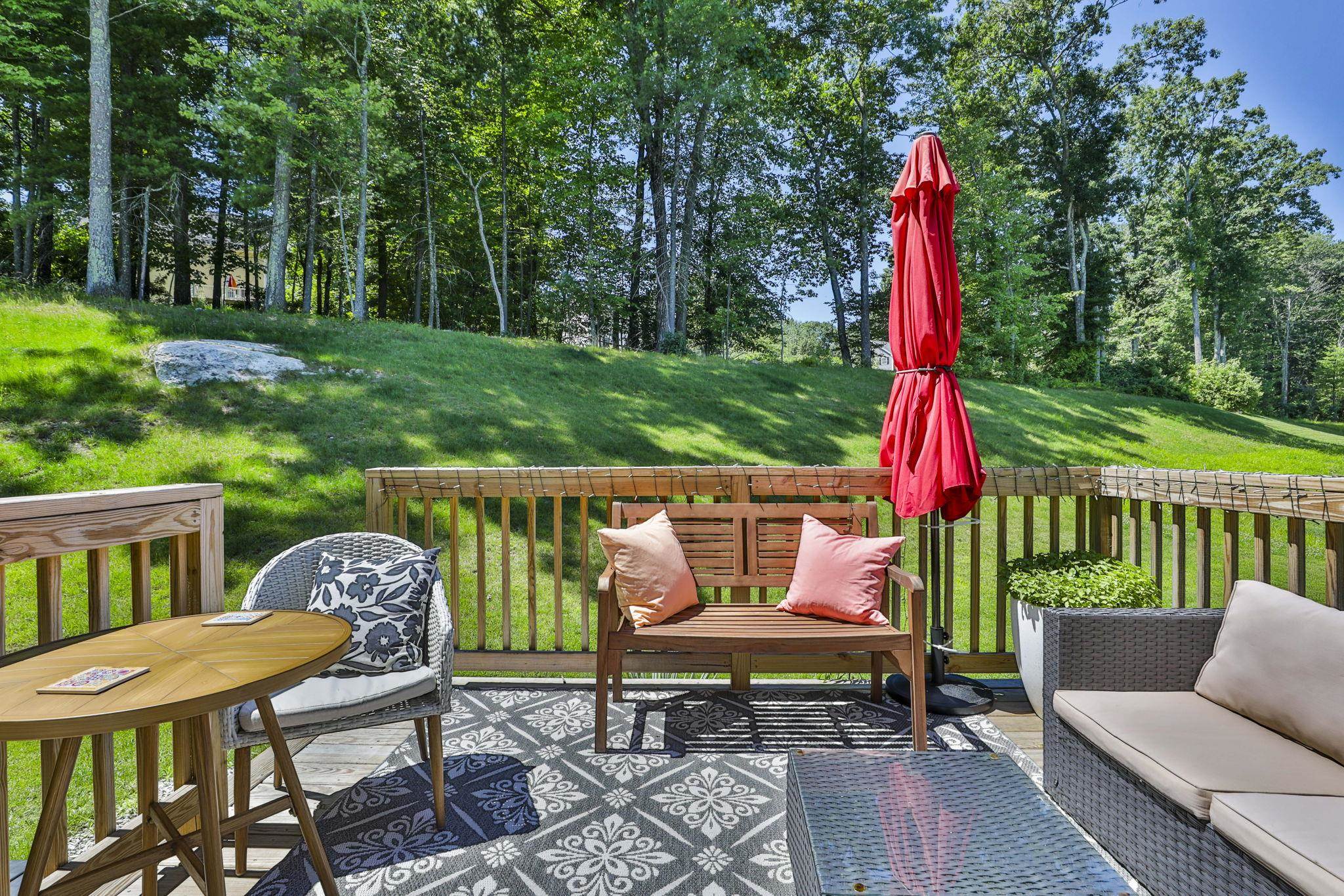 38 Marigold Way Hooksett, NH 03106 - Photo 10 of 49