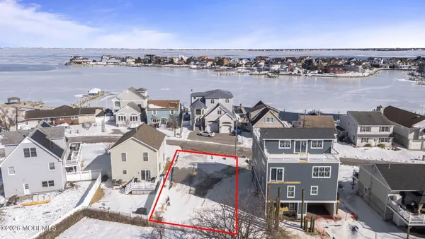 $399,900 | 3261 Windsor Avenue, Toms River, NJ 08753