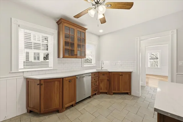 $4,900 | 22 Lewis Street, Unit 2, Newton, MA 02458