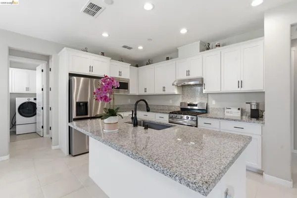$335,000 | 2318 Rustic Oak Lane, Rio Vista, CA 94571
