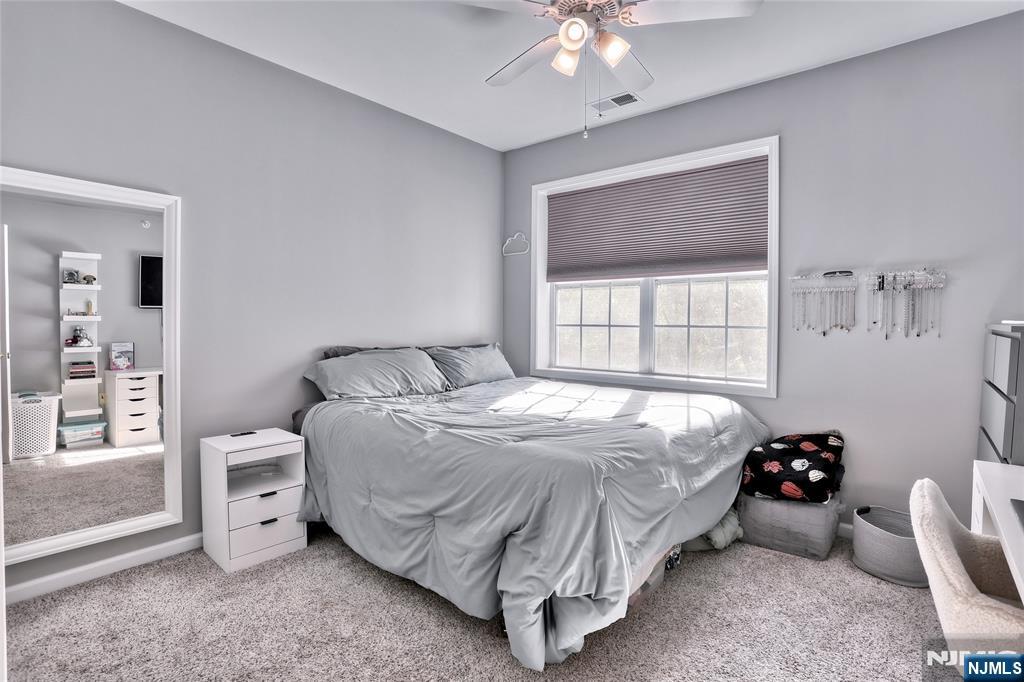 8415 Warrens Way Wanaque, NJ 07465 - Photo 20 of 35