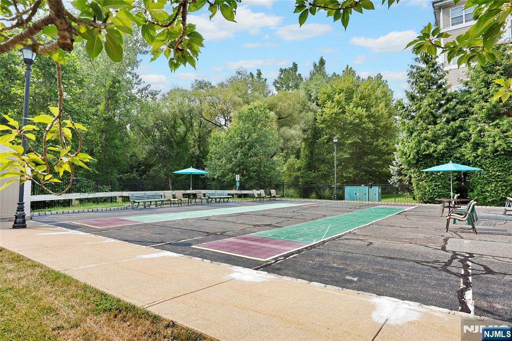 8415 Warrens Way Wanaque, NJ 07465 - Photo 32 of 35