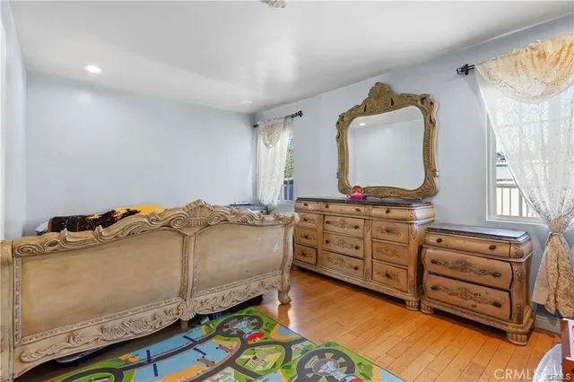 $1,099,950 | 7060 Morse Avenue, North Hollywood, CA 91605