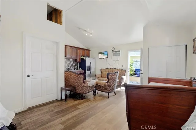 $1,099,950 | 7060 Morse Avenue, North Hollywood, CA 91605