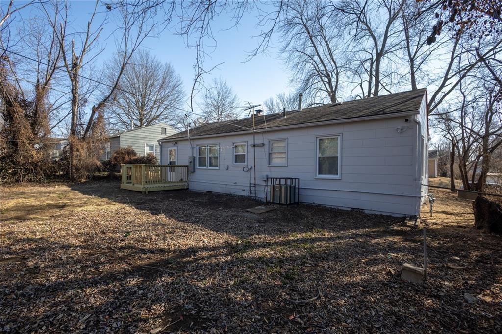 408 9th St Terrace Warrensburg, MO 64093 - Photo 29 of 36