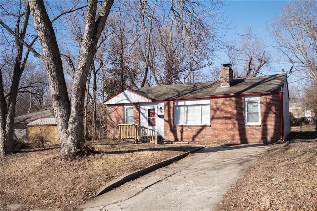 408 9th St Terrace Warrensburg, MO 64093 - Photo 3 of 36