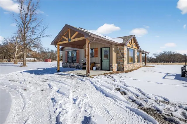 $241,500 | 11797 South 1600th Road, Nevada, MO 64772