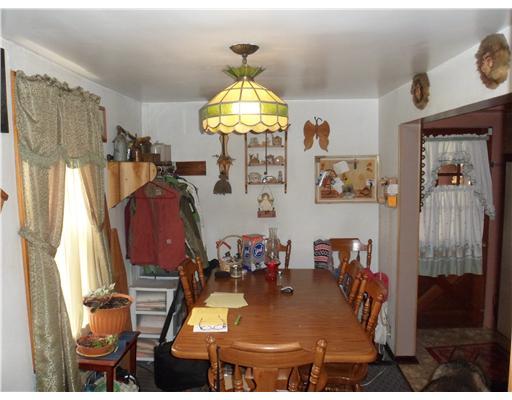 107 Hickory Lane Rural Valley, PA 16249 - Photo 4 of 10 Dining Room.