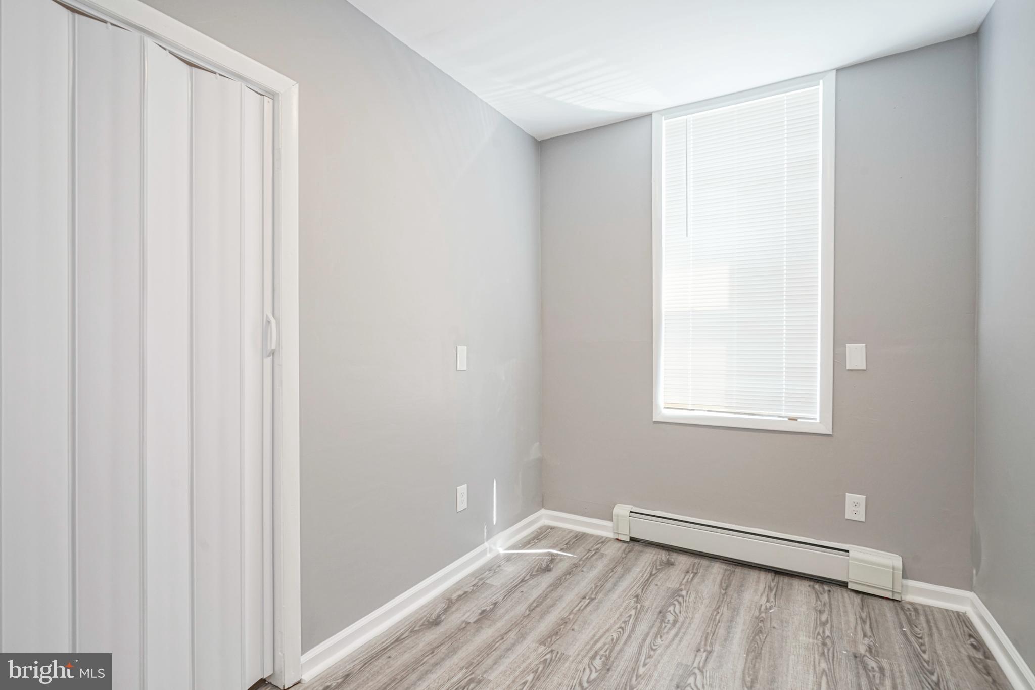 102 Thompson Street Burlington, NJ 08016 - Photo 21 of 36 Walk in Closet Option
