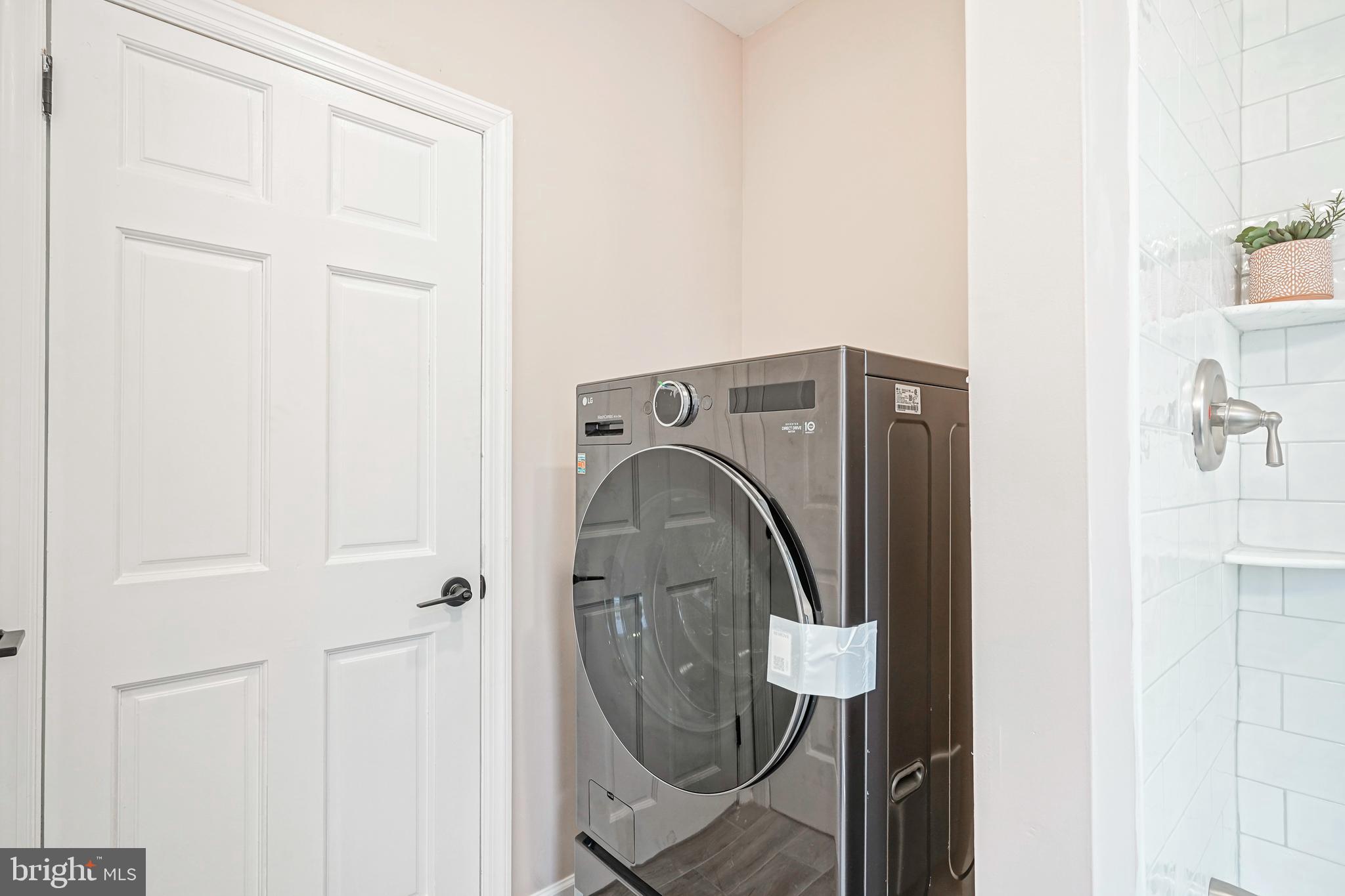 102 Thompson Street Burlington, NJ 08016 - Photo 24 of 36 ALL IN ONE LG Washer Dryer Combo