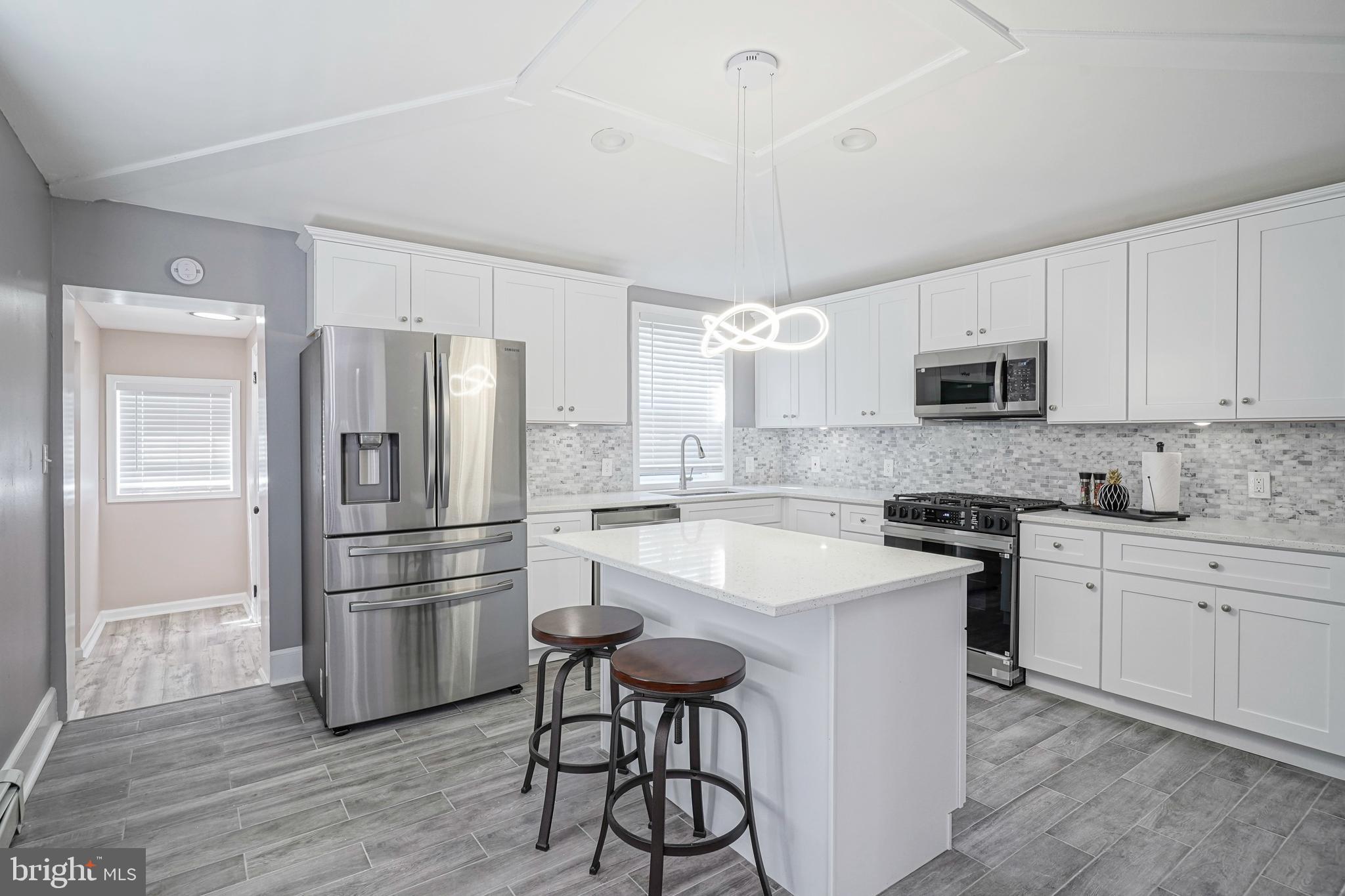 102 Thompson Street Burlington, NJ 08016 - Photo 6 of 36 Must SEE! New Kitchen and Appliance Package