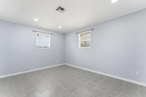 $215,000 | 2132 Linda Drive, Westlake, LA 70669