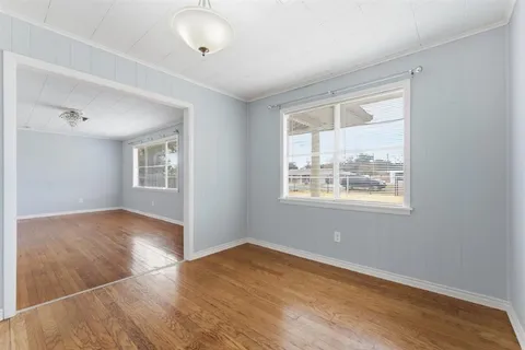 $215,000 | 2132 Linda Drive, Westlake, LA 70669