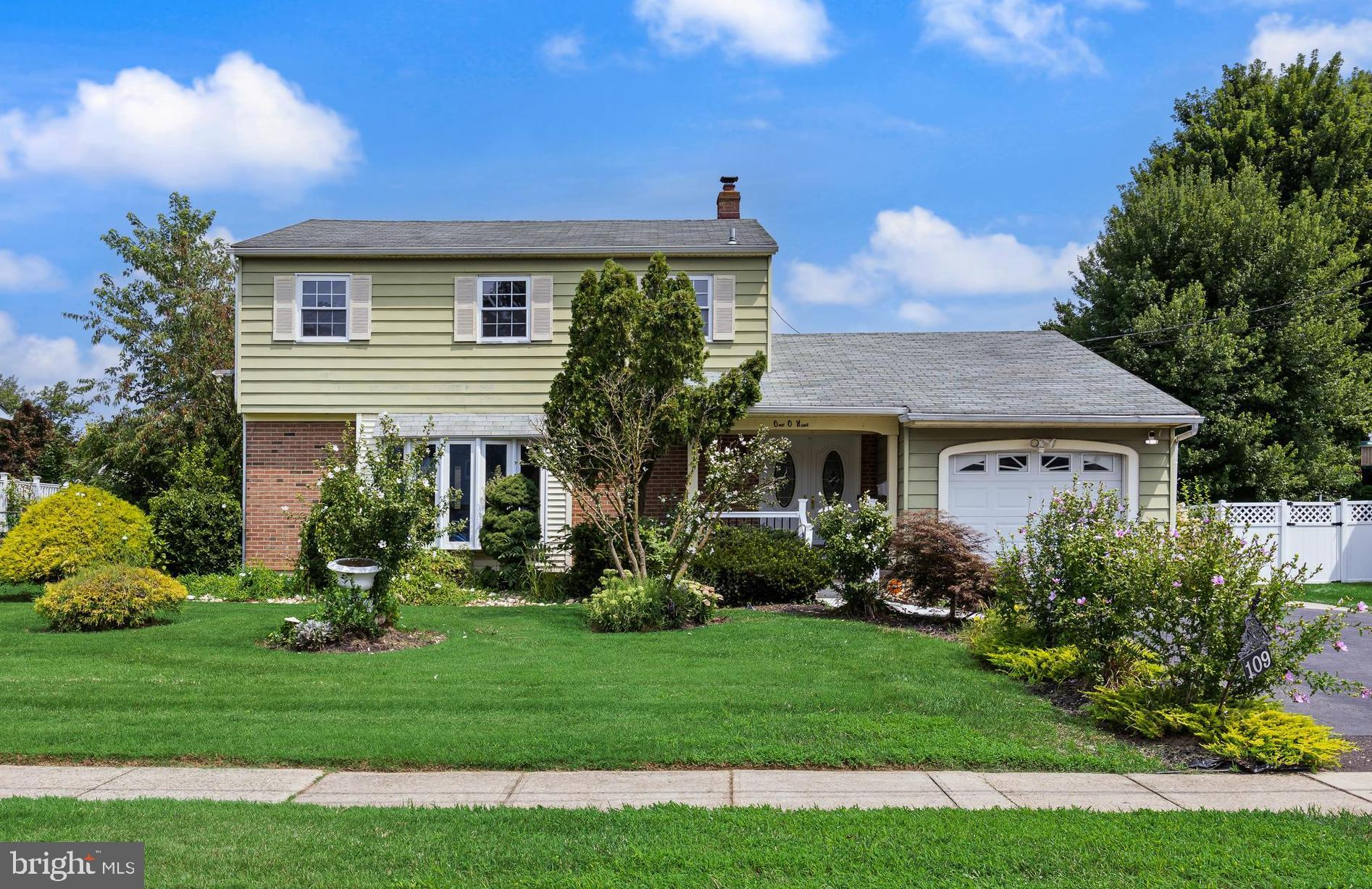 109 Cardinal Road Edgewater Park, NJ 08010 - Photo 2 of 31 Welcome to 109 Cardinal Road!
